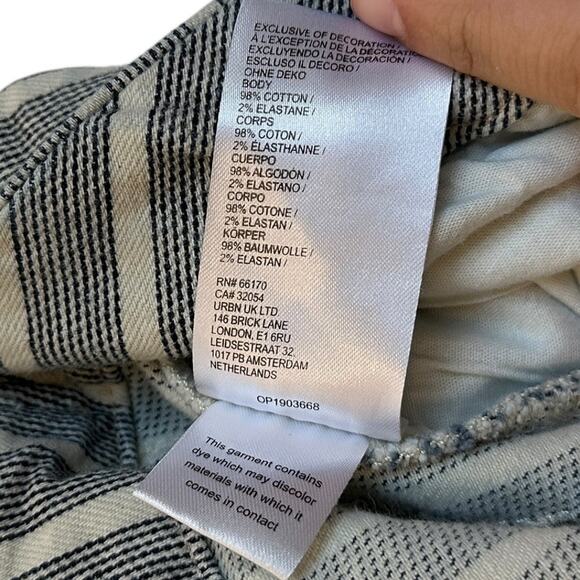 Pilcro Pinstripe Cropped Wide Leg Jeans Railroad Stripe Culotte Utility Pants 18 - Picture 9 of 11